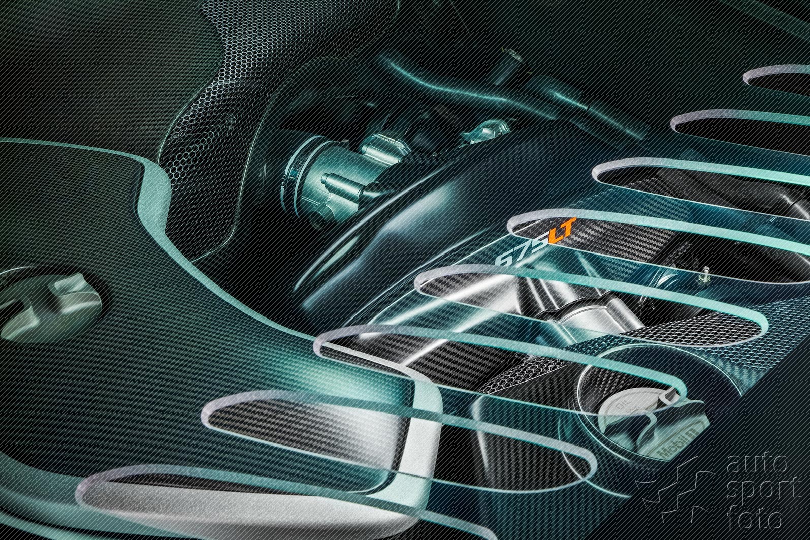 Copyright manufacturer;mclaren-675lt-studio-12.jpg