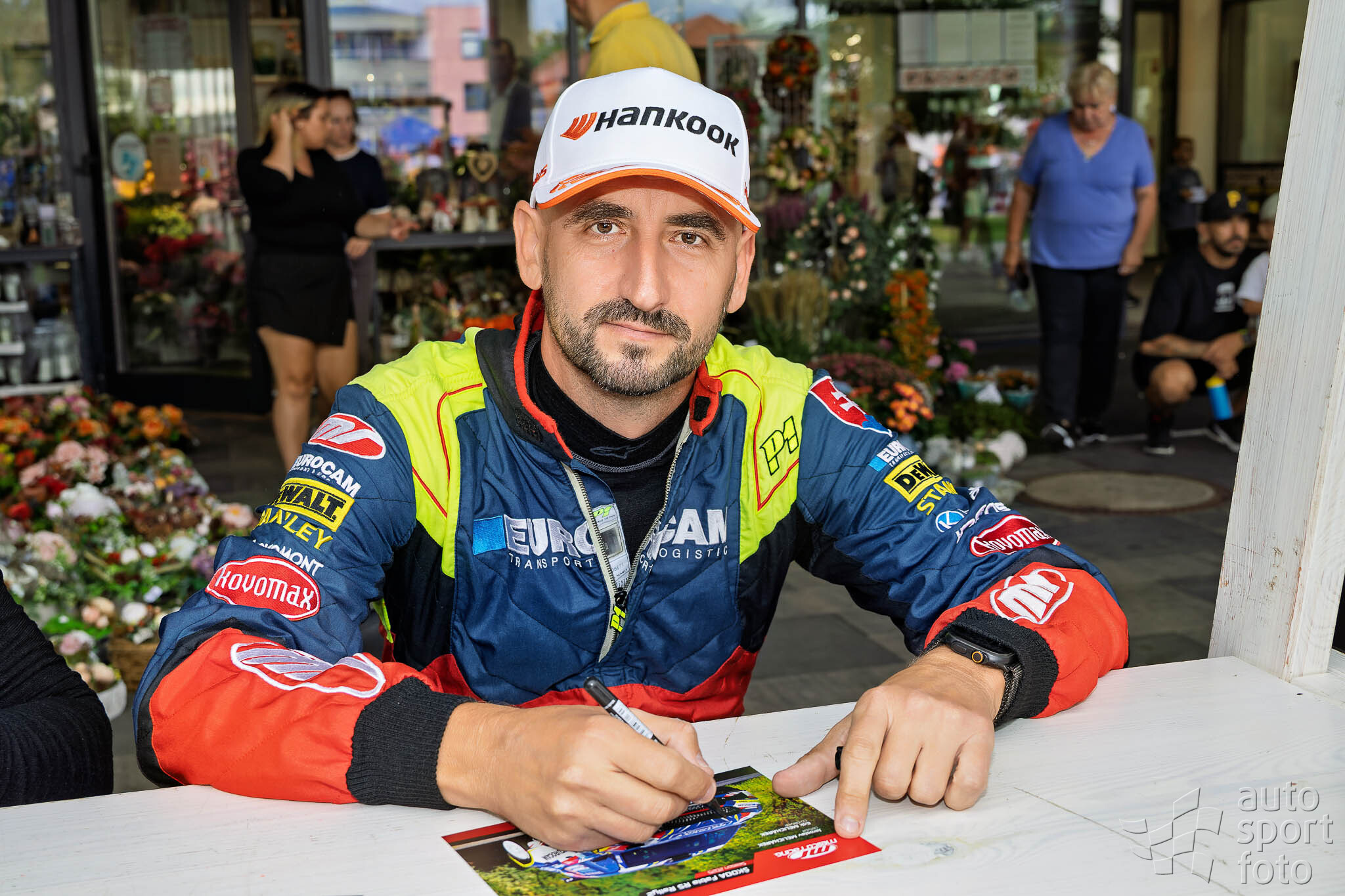 T. Szabosi;jm1a4949-1.jpg