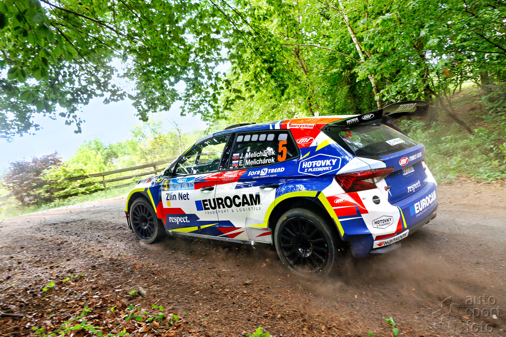 T. Szabosi;jm1a1614-6.jpg