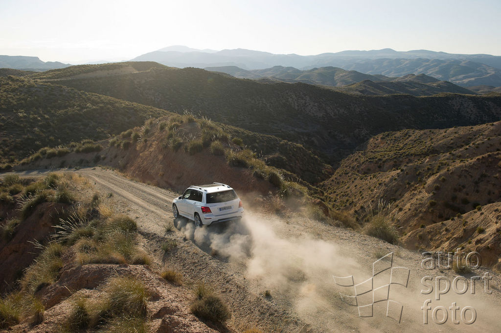 Mercedes-Benz; Copyright manufacturer;12c179-267.jpg