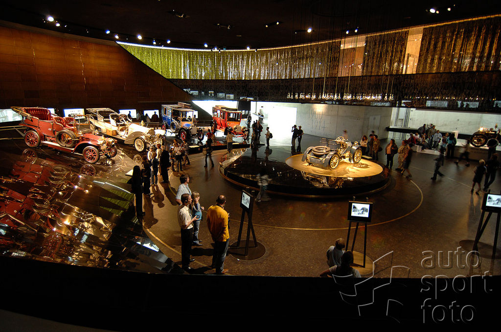 Copyright manufacturer;07c2243-04-1270350.jpg