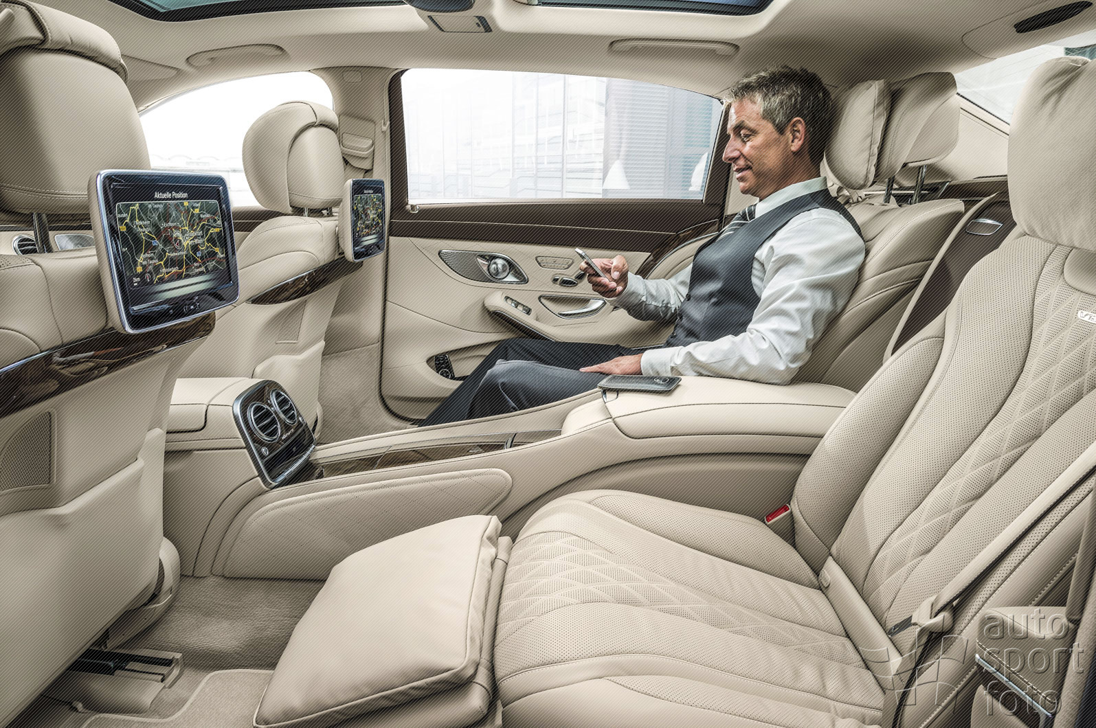 Mercedes Copyright manufacturer;14c1171-109.jpg