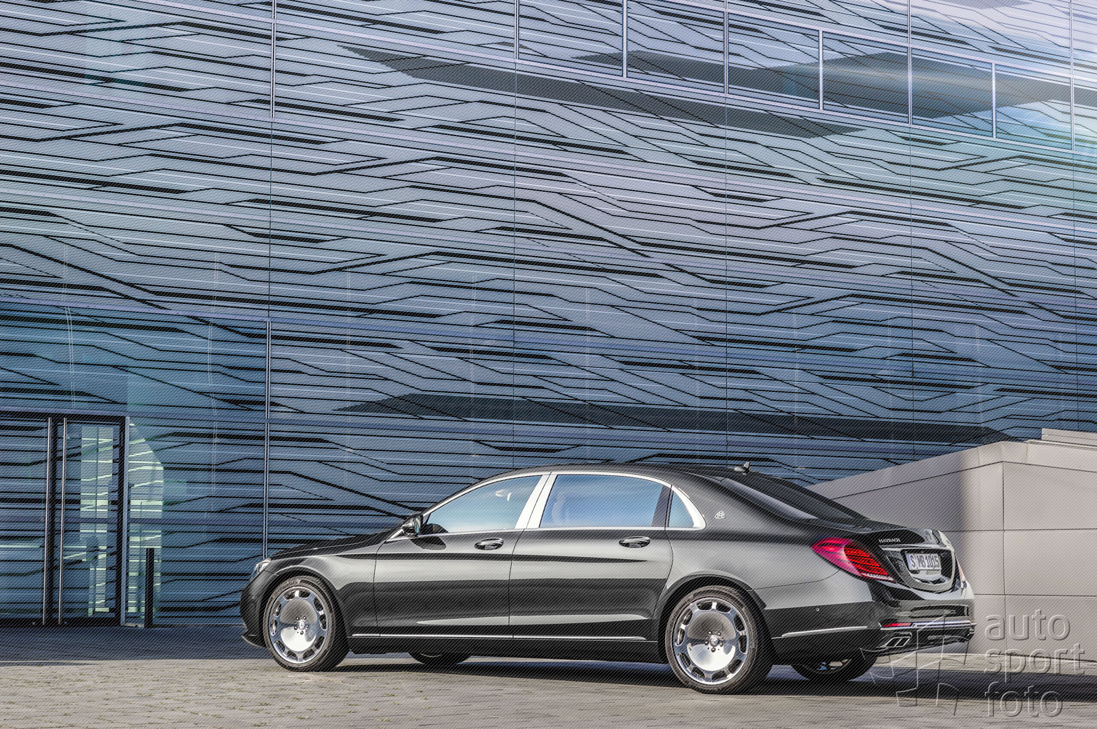 Mercedes Copyright manufacturer;14c1171-188.jpg