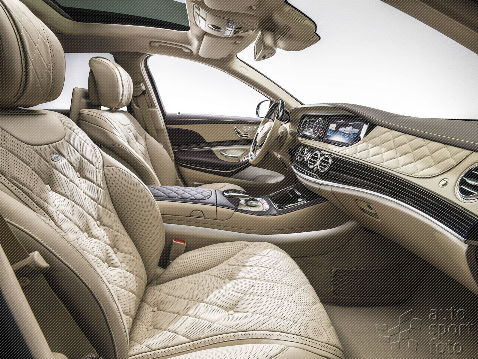 Mercedes Copyright manufacturer;14c1381-01.jpg