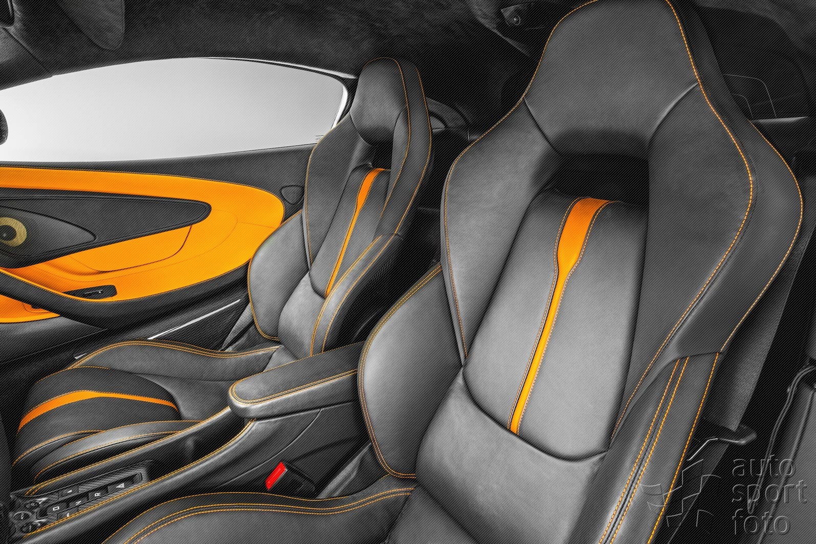 Copyright manufacturer;10-mclaren-570s-nylaunch.jpg