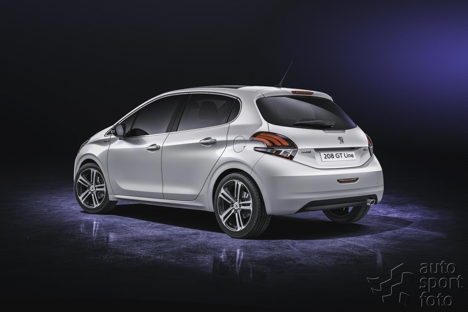 Copyright manufacturer;208gtline-1502styp003.jpg