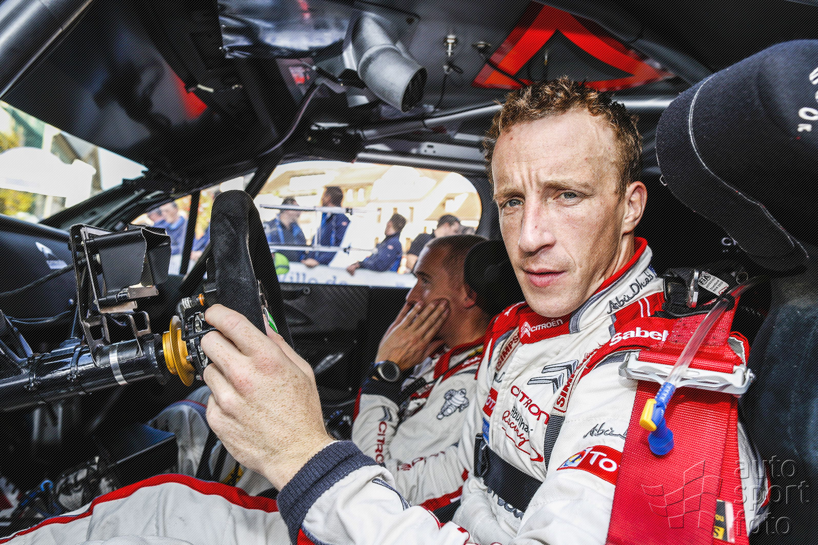 Copyright manufacturer;053-meeke-wrcfrance.jpg