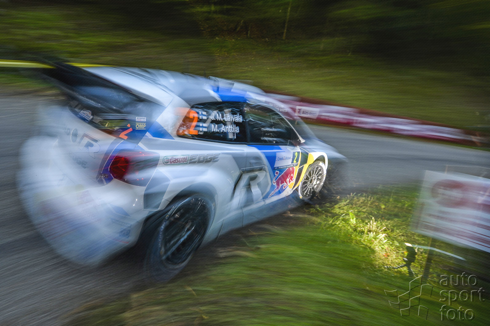 Copyright manufacturer;vw-20141003-2075.jpg